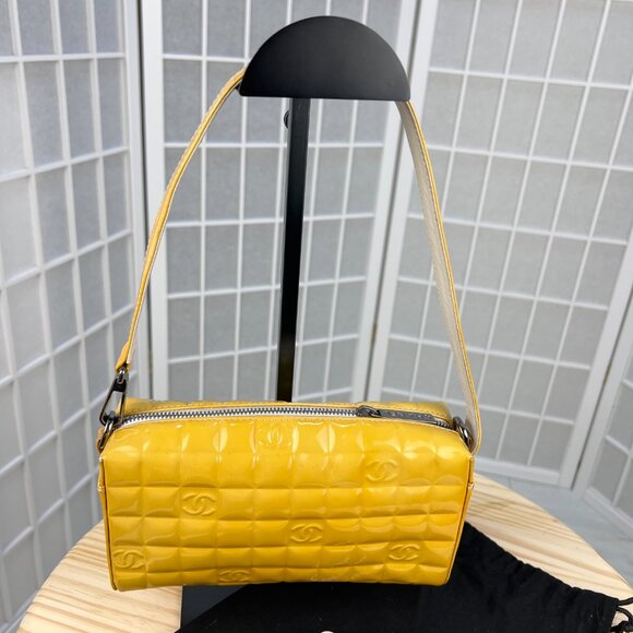 Chanel Pre-owned Patent Leather Mini Bag In Yellow with dust bag Made in France - Picture 2 of 16